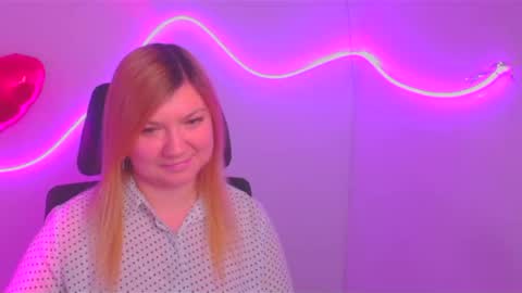 Snapshot of molly_moree chatting on 02-21-25, 01:22 Molly online show from 02-21-25, 01:22