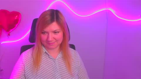 Snapshot of molly_moree chatting on 02-21-25, 04:37 Molly online show from 02-21-25, 04:37