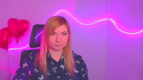 Snapshot of molly_moree chatting on 03-05-25, 12:22 Molly online show from 03-05-25, 12:22