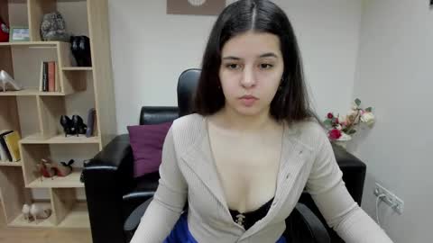Molly Owens online show from 02-01-25, 12:37