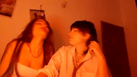 Snapshot of molly_popp chatting on 12-22-24, 06:49 Molly Pop online show from 12-22-24, 06:49