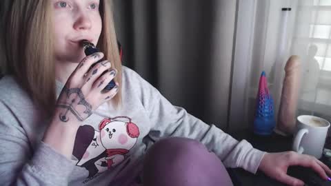 I have new photos come and see with love Molly online show from 03-02-25, 02:10