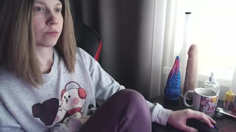 I have new photos come and see with love Molly online show from 03-03-25, 08:49