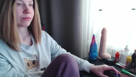 I have new photos come and see with love Molly online show from 03-11-25, 07:37