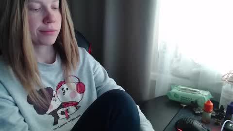 I have new photos come and see with love Molly online show from 09-29-25, 09:47