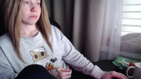 I have new photos come and see with love Molly online show from 12-02-25, 09:58