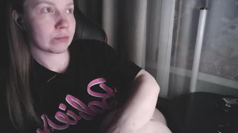 I have new photos come and see with love Molly online show from 02-22-26, 07:34