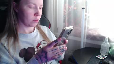 I have new photos come and see with love Molly online show from 03-03-26, 07:36