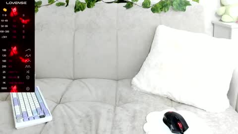 Snapshot of molly_sweetbaby chatting on 12-28-24, 03:04 Ill tell you when were private online show from 12-28-24, 03:04