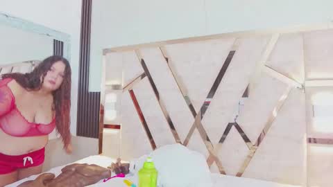 Yuli online show from 10-18-25, 01:52