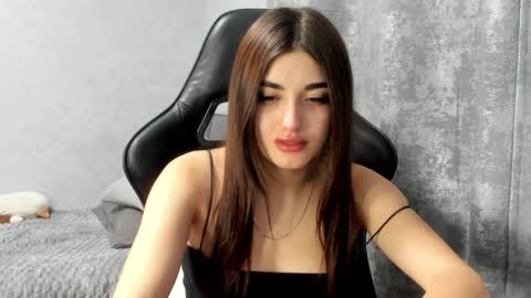 Molly online show from 12-21-25, 09:33