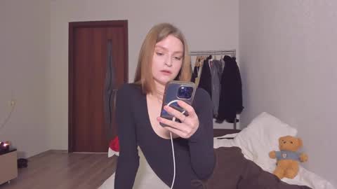 Taisha online show from 02-21-25, 04:05