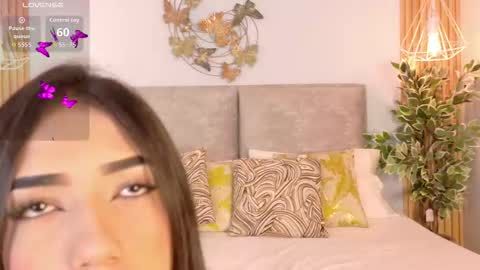 mollyferrer online show from 11-23-25, 01:55