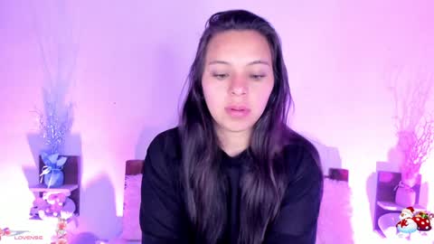 New girl Emily Valentina  Michelle online show from 01-07-25, 08:52