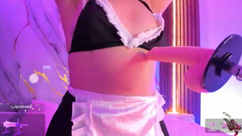 Snapshot of mollylewis18 chatting on 10-23-25, 02:44 New girl Emily Valentina Michelle online show from 10-23-25, 02:44