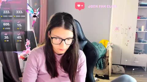  KIRA  online show from 10-09-25, 06:22