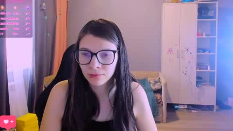  KIRA  online show from 03-22-26, 11:46