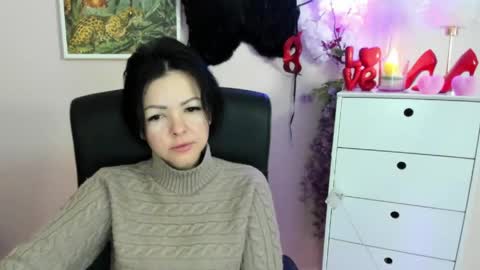 Snapshot of mollymoon40 chatting on 03-09-26, 07:34 Molly online show from 03-09-26, 07:34