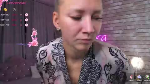 Snapshot of mollynay chatting on 10-07-25, 01:25 hi im Molly heregreat boobs big heart warm pussy online show from 10-07-25, 01:25