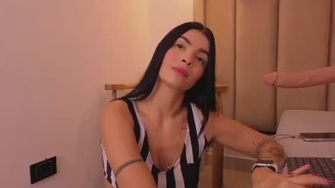 mollyrosse1 online show from 06-20-26, 11:13