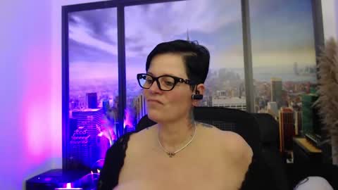 MollySun Nina Randmann online show from 02-28-25, 07:14