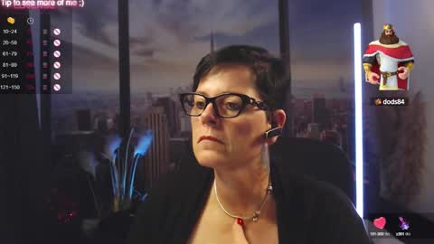 Snapshot of mollysun chatting on 09-27-25, 06:02 MollySun Nina Randmann online show from 09-27-25, 06:02