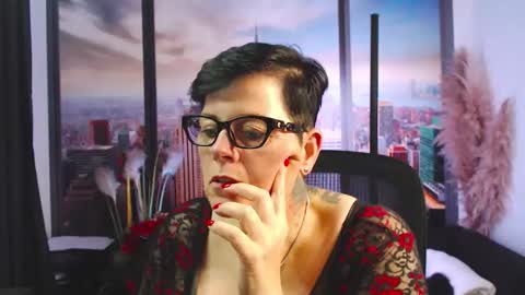 Snapshot of mollysun chatting on 10-14-25, 05:58 MollySun Nina Randmann online show from 10-14-25, 05:58