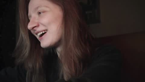 Snapshot of mollytucker chatting on 01-10-25, 01:41 mollytucker online show from 01-10-25, 01:41