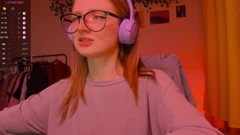 Snapshot of mollytucker chatting on 11-15-25, 02:57 mollytucker online show from 11-15-25, 02:57