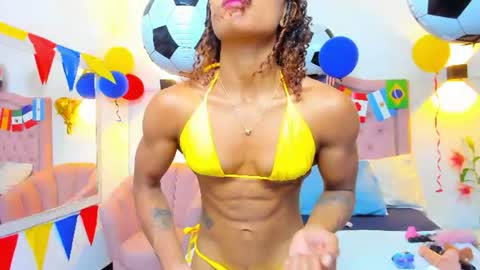 molyrestrepo online show from 06-29-26, 08:31