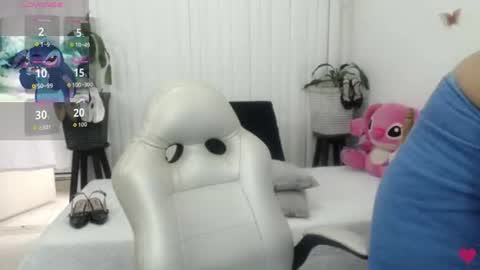 Snapshot of mom_17 chatting on 07-12-26, 08:00 Celeste online show from 07-12-26, 08:00