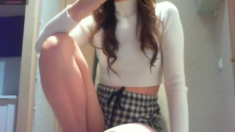 Hailey online show from 04-05-26, 05:26