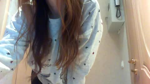 Hailey online show from 05-31-26, 04:47
