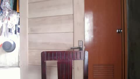 Snapshot of momi_khem019 chatting on 02-27-25, 03:25 MOMIKHEM online show from 02-27-25, 03:25