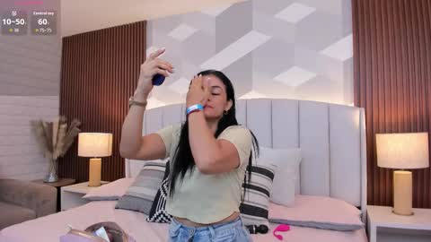 Snapshot of mommy_naughty_ chatting on 09-19-25, 11:22 Letty Smith online show from 09-19-25, 11:22