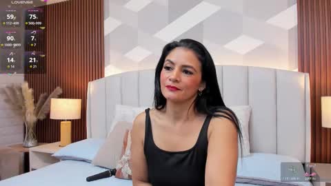 Snapshot of mommy_naughty_ chatting on 11-04-25, 11:31 Letty Smith online show from 11-04-25, 11:31