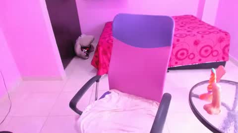 Snapshot of mommy_whore_slut chatting on 03-07-26, 12:02 call me slut online show from 03-07-26, 12:02