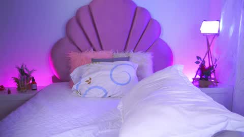 Kendall Evanz online show from 10-15-25, 12:11