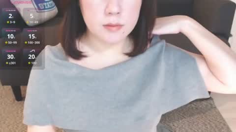 Momo online show from 06-16-26, 12:57