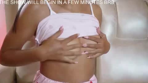 Snapshot of momteachsex chatting on 02-12-26, 02:01 Sandra online show from 02-12-26, 02:01