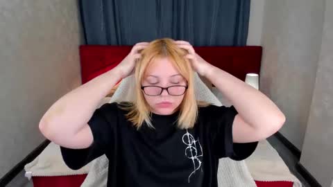 mon1ca_jones online show from 11-15-25, 09:17