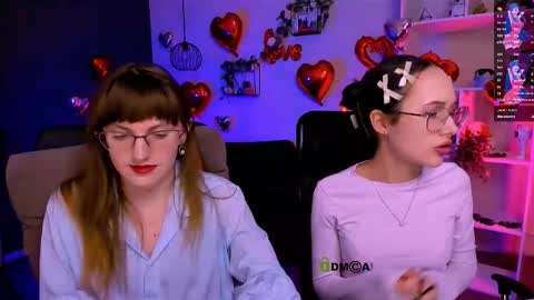 Snapshot of mona_cloud chatting on 03-10-26, 08:03 Mona online show from 03-10-26, 08:03