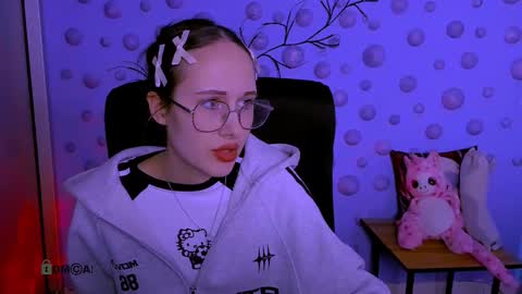 Snapshot of mona_cloud chatting on 03-14-26, 08:14 Mona online show from 03-14-26, 08:14