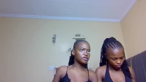 Mona online show from 11-06-25, 01:50