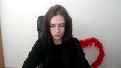 monakali online show from 10-28-25, 07:12