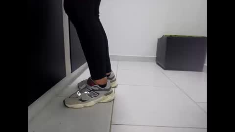 monalia17 online show from 02-10-26, 02:37