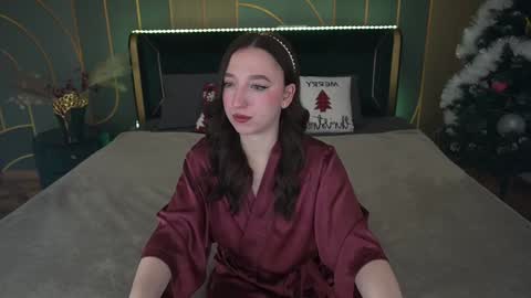 Taina online show from 12-30-24, 07:04