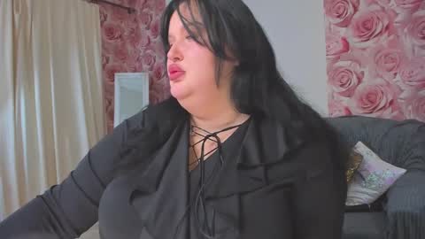 Monica online show from 02-26-25, 06:37