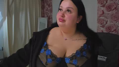 Monica online show from 02-28-25, 09:25