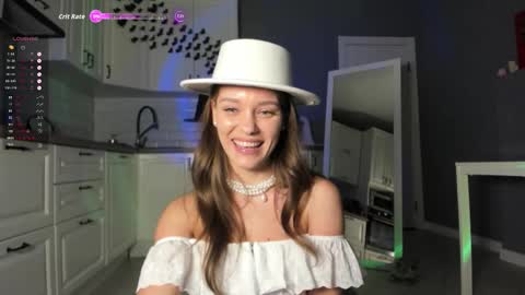 Snapshot of moni_carroll chatting on 11-01-25, 05:04 Monia Help me get 20000 subscribers online show from 11-01-25, 05:04